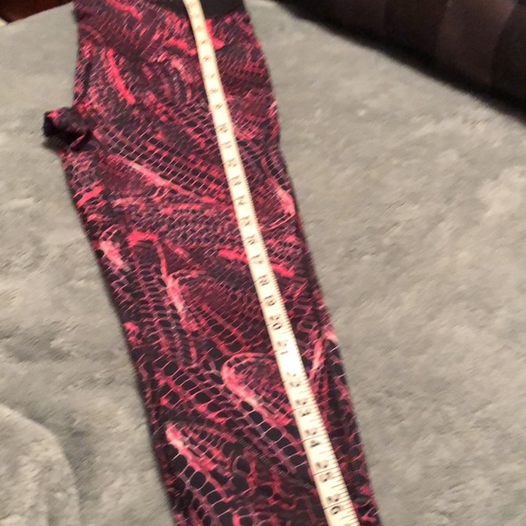 Exercise pants pink and black print, never worn like new - Picture 5 of 7